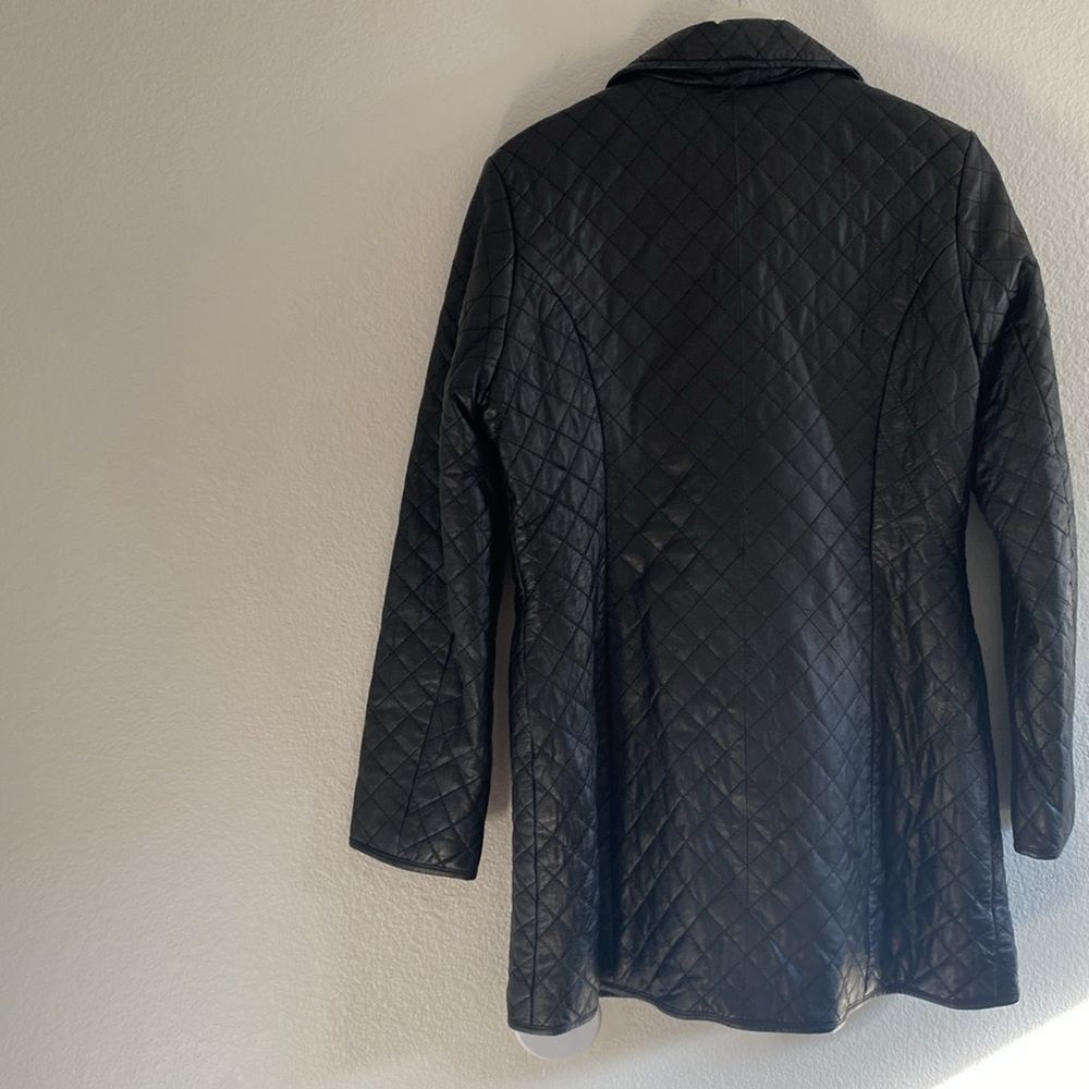 Neiman Marcus 100% Leather Quilted Button Front Collared Over Coat Medium - Picture 7 of 8